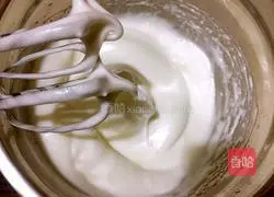 Illustration of how to make pattern cake rolls 8