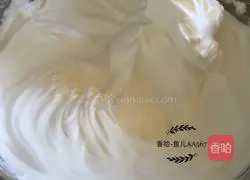 Illustration of how to make dragon fruit chiffon cake 8