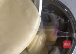 Chiffon Cake (8-inch) Recipe Illustration 12