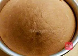 Illustration of how to make eight-inch chiffon cake 11