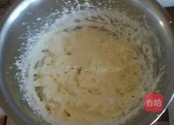 Illustration of how to make matcha cake roll 15