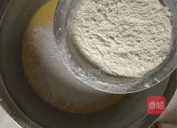 Illustration of how to make cream cake roll 5