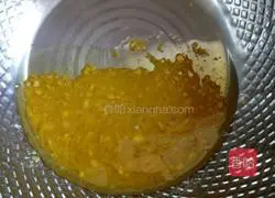 Illustration of how to make pine nut cake 3