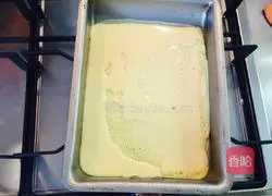 Two-color cake banana roll recipe illustration 4