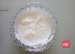 Illustration of how to make rice cooker cake rolls 2