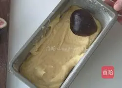 Illustration of how to make fig-filled pound cake 7