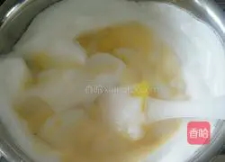 Raisin Chiffon Cake Recipe Illustration 13