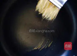 Illustration of how to make chiffon cake 8