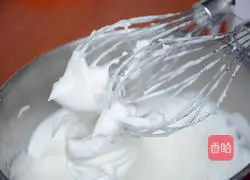Illustration of how to make chiffon cake 7