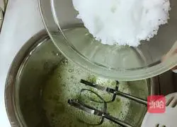 Chiffon Cake Recipe Illustration 7