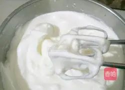 Illustration of how to make chiffon cake 4