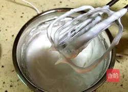 Illustration of how to make cocoa chiffon cake (eight inches) 8