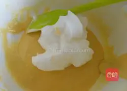 Illustration of how to make chiffon cake 5