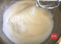 Illustration of how to make dragon fruit chiffon cake 6