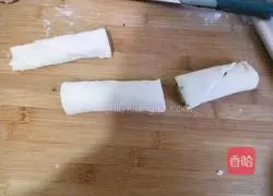 Illustration of how to make scallion pancake 5