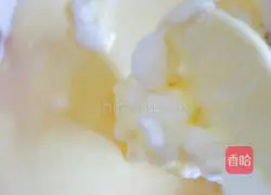 Illustration of how to make chiffon cake 7