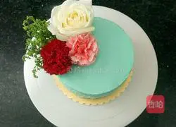 Illustration of how to make flower light cream cake 6