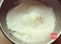 Illustration of how to make chiffon cake (eight inches) 8