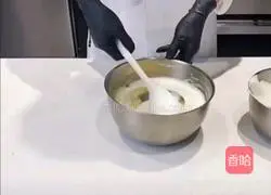 Earl Gray Milk Tea Illustration of how to make cream cake roll 3