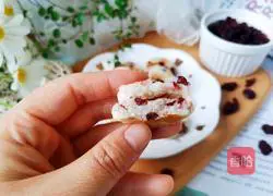 Cranberry Illustration of how to make cranberry yam pancakes 13