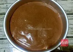 Illustration of how to make two-color chiffon cake (eight inches) 16