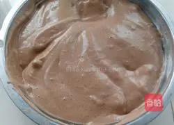 Illustration of how to make eight-inch cocoa chiffon cake 12