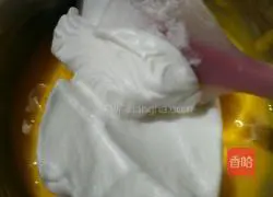 Illustration of how to make crispy egg sponge cake 5