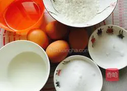 Illustration of how to make chiffon cake (18cm hollow mold) 1