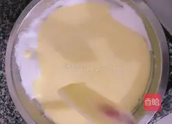 Illustration of how to make chiffon cake base 11