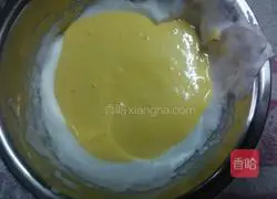 Illustration of how to make chiffon cake 6