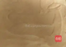 Illustration of how to make meat floss cake rolls 8