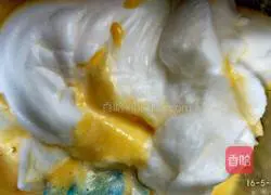 Honey Cake Roll Recipe Illustration 4