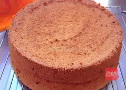 Pumpkin Chiffon Cake Recipe Illustration 14