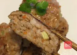 Illustration of how to make shrimp cakes 4