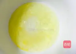 Illustration of how to make chiffon cake 4