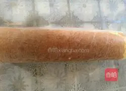 Illustration of how to make cake rolls 8