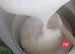 Illustration of how to make eight-inch chiffon cake 5