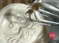 Mango Cake Roll Recipe Illustration 7