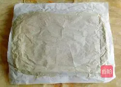 Illustration of how to make matcha cream cake roll 15