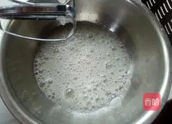 Chiffon Cake Recipe Illustration 6