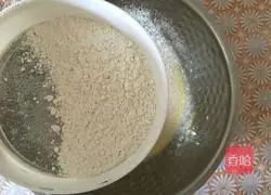 Illustration of how to make chiffon cake 6