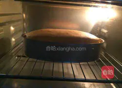 Illustration of how to make chiffon cake 13