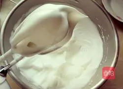 Illustration of how to make chiffon cake (eight inches) 10