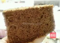 Illustration of how to make eight-inch cocoa chiffon cake 15