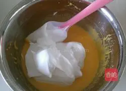 Chiffon Cake (8-inch) Recipe Illustration 8