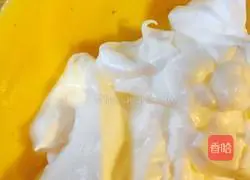 Illustration of how to make cream hand-rolled cake 8