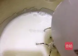 Illustration of how to make original cake rolls 9