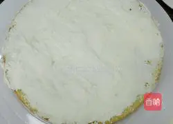 Illustration of how to make eight-inch chiffon naked cake 8