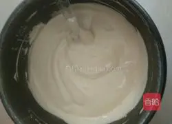 Illustration of how to make cream cake roll 11