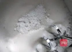 Matcha Cream Cake Roll Recipe Illustration 5